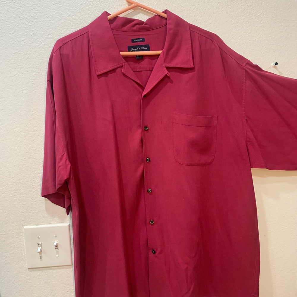 Joseph & Feiss Men’s button down short sleeve shirt